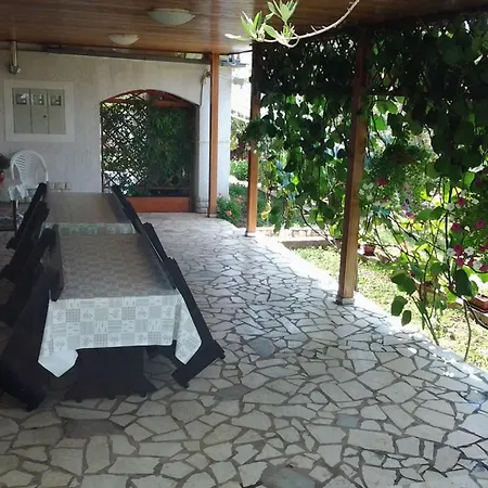 アパート In With Seaview, Terrace, Air Condition, Wifi *